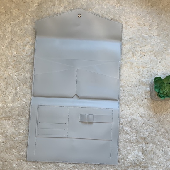 GLASS Ladder & Co Megan Portfolio cloud gray vegan leather Clutch organizer - Picture 8 of 10